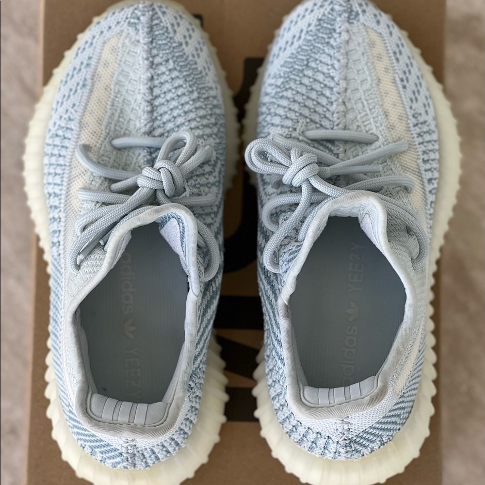COPY - YEEZY BOOST 350 V2’ Cloud white non-reflective